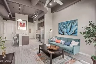 Photo #2: 6323330 Listing 