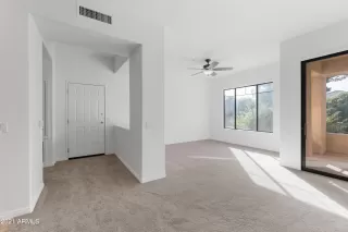 Photo #3: 6323528 Listing