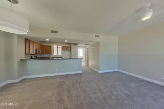 Photo #5: 6323548 Listing