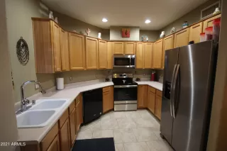 Photo #6: 6323684 Listing