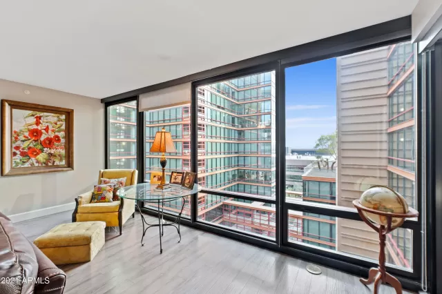 MLS: 6323724 Condo For Sale