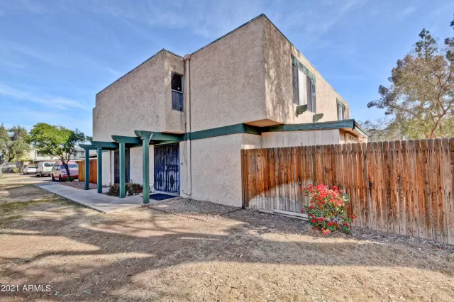 MLS: 6323809 Condo For Sale