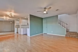 Photo #2: 6323809 Listing