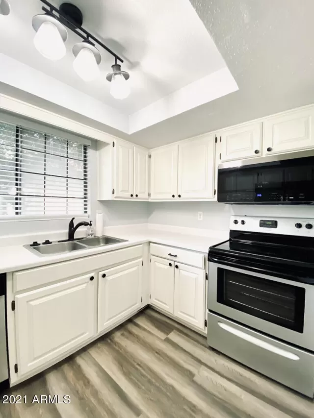 MLS: 6323816 Condo For Sale