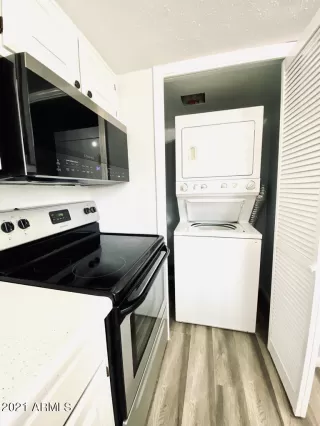 Photo #3: 6323816 Listing