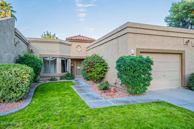 MLS: 6323856 Condo For Sale