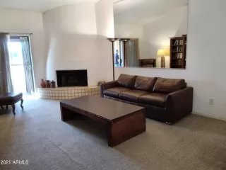 Photo #5: 6324087 Listing