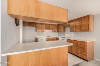 Photo #6: 6324190 Listing