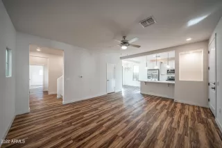 Photo #4: 6324196 Listing