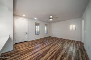 Photo #6: 6324196 Listing