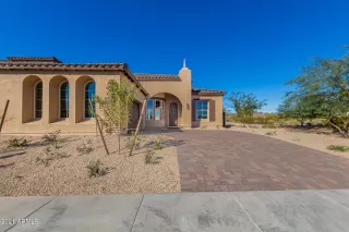 Photo #3: 6324302 Listing