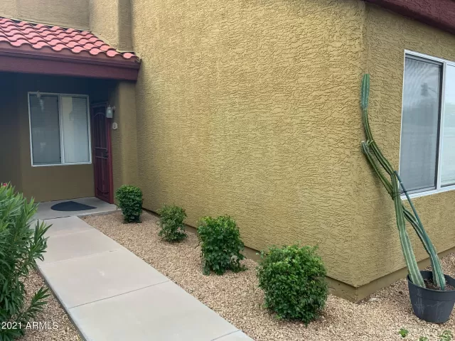 MLS: 6324328 Condo For Sale