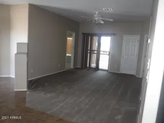 Photo #6: 6324378 Listing