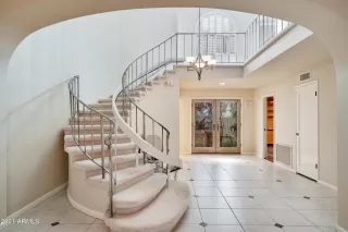 Photo #3: 6324407 Listing