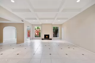 Photo #6: 6324407 Listing