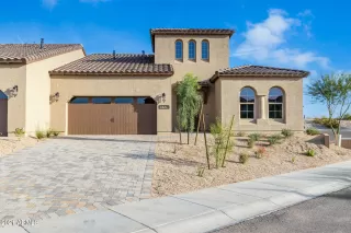 Photo #5: 6324581 Listing