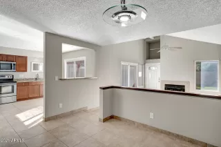 Photo #6: 6324603 Listing