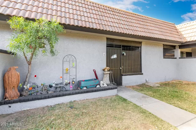 MLS: 6324821 Condo For Sale