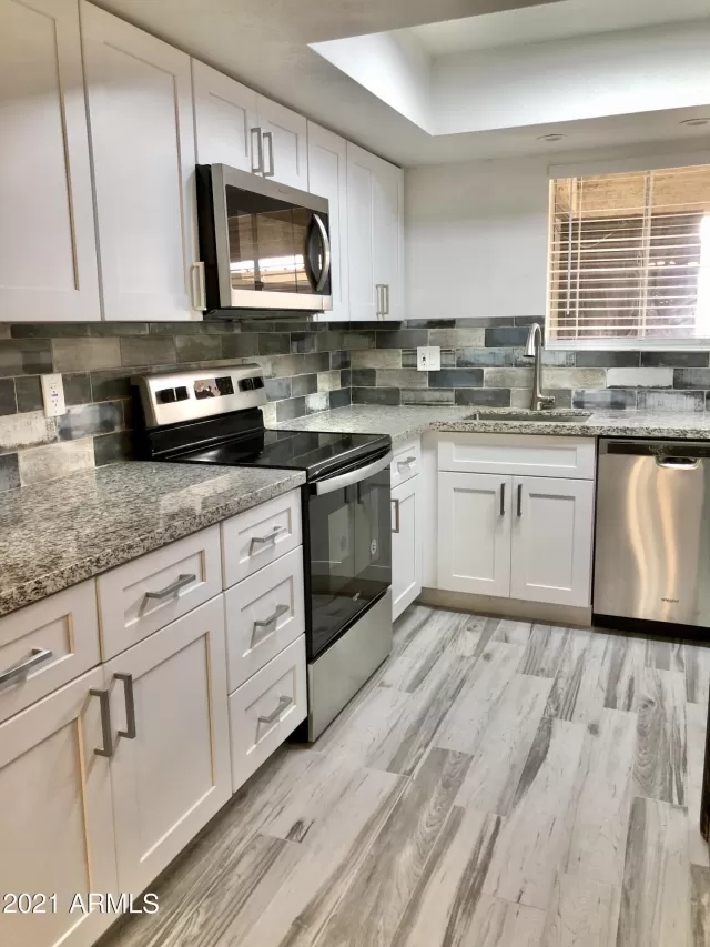 MLS: 6324993 Condo For Sale