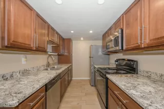 Photo #5: 6325005 Listing