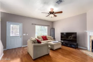 Photo #3: 6325008 Listing 