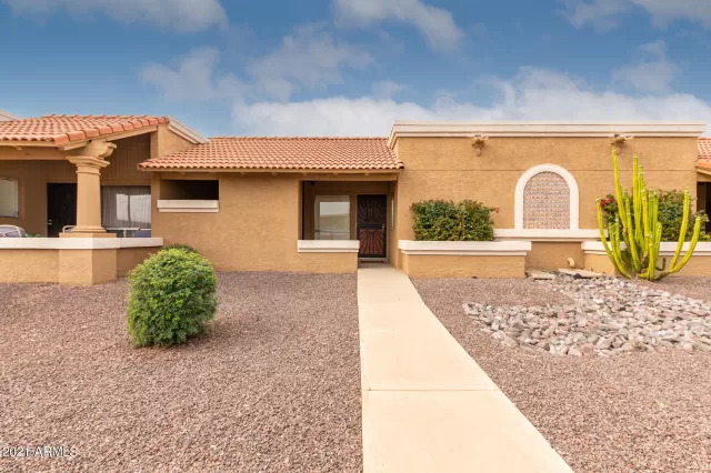 MLS: 6325045 Condo For Sale