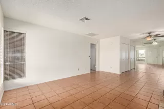 Photo #4: 6325045 Listing