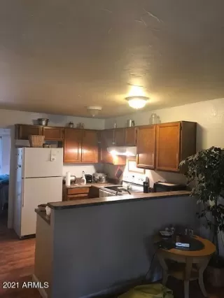 Photo #5: 6325204 Listing