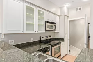 Photo #2: 6325333 Listing