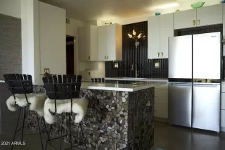 Photo #4: 6325398 Listing 