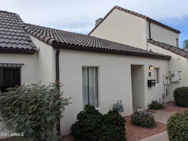 MLS: 6325477 Condo For Sale