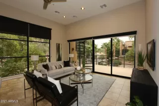 Photo #5: 6325583 Listing