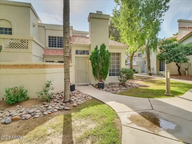 MLS: 6325631 Condo For Sale