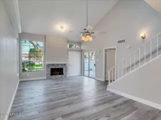 Photo #3: 6325631 Listing