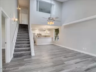 Photo #4: 6325631 Listing