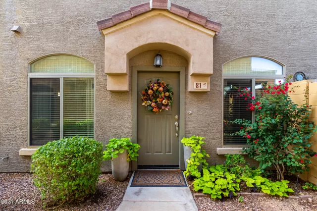 MLS: 6325640 Condo For Sale