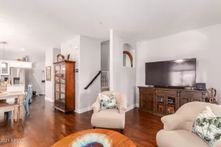 Photo #4: 6325640 Listing 