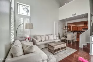 Photo #6: 6325641 Listing