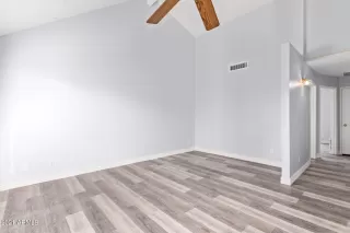 Photo #3: 6325659 Listing