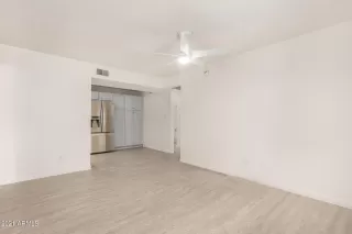 Photo #2: 6325691 Listing