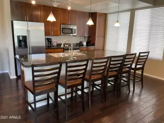 Photo #2: 6325962 Listing