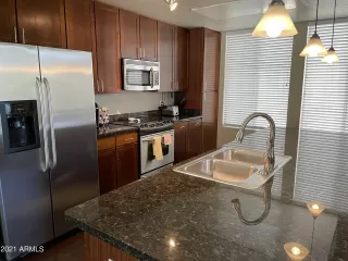 Photo #5: 6325962 Listing