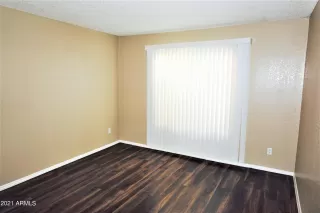 Photo #4: 6325963 Listing