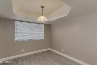 Photo #5: 6326006 Listing