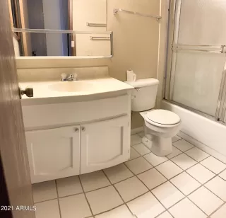 Photo #5: 6326250 Listing