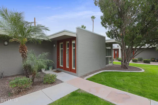 MLS: 6326768 Condo For Sale