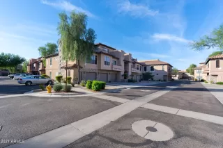 Photo #4: 6326921 Listing