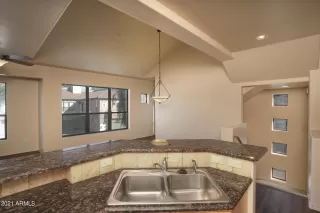 Photo #6: 6326921 Listing