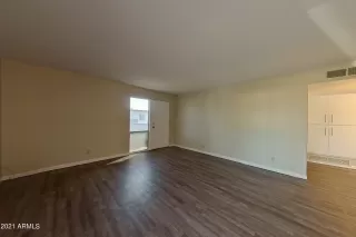 Photo #2: 6327166 Listing