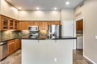 Photo #4: 6327174 Listing